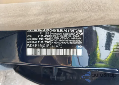 2001 Mercedes-Benz E 320 from USA, damaged, VIN WDBJF65J01B241472